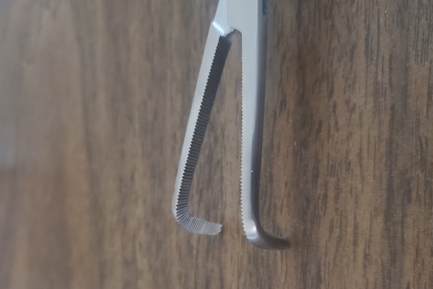 Right Angle Dissecting Clamp
